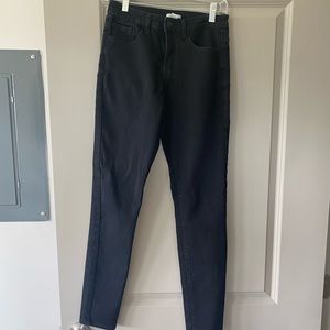 Black jegging no holes